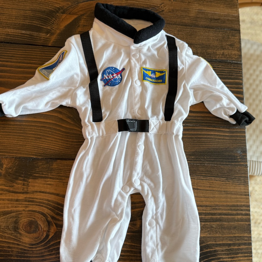 Baby’s White Astronaut Costume